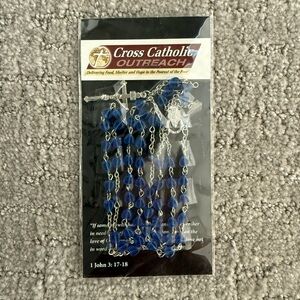 NWOT Silver Tone Blue Beaded Rosary Prayer Beads Cross Catholic Outreach